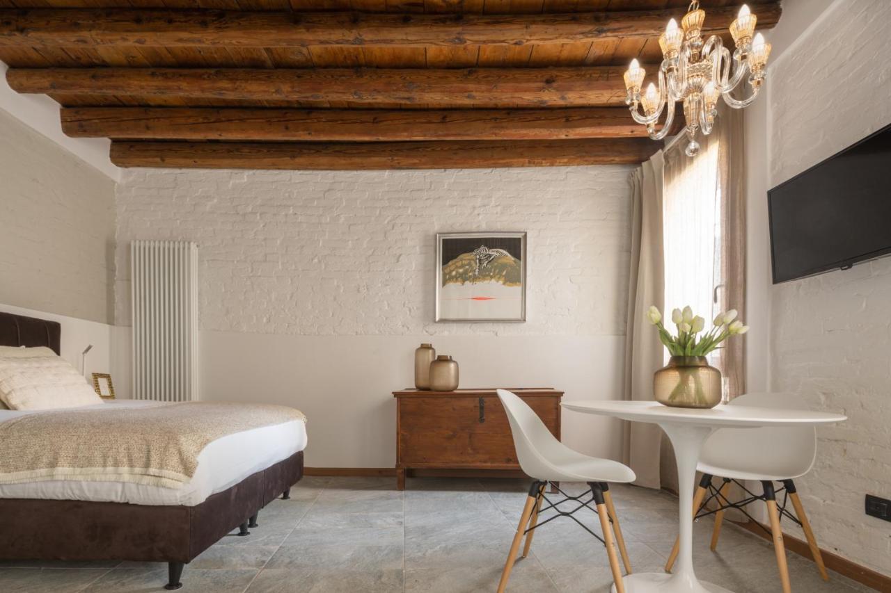 Castello Apartment With Garden R&R Venedig Exteriör bild