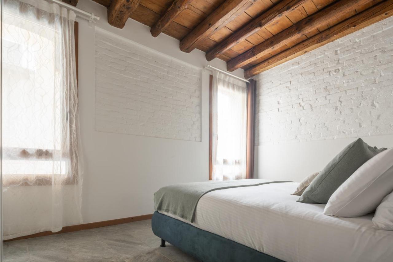 Castello Apartment With Garden R&R Venedig Exteriör bild